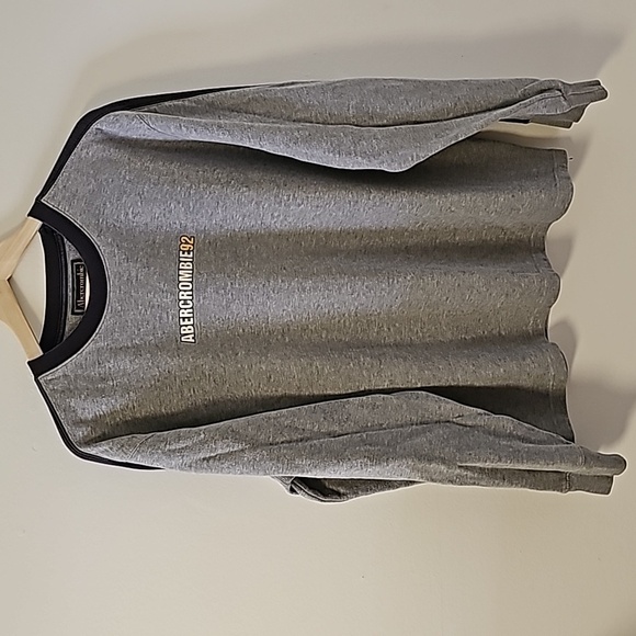 Abercrombie & Fitch vintage sweatshirt. Gray with navy blue. Size XL. - Picture 1 of 7